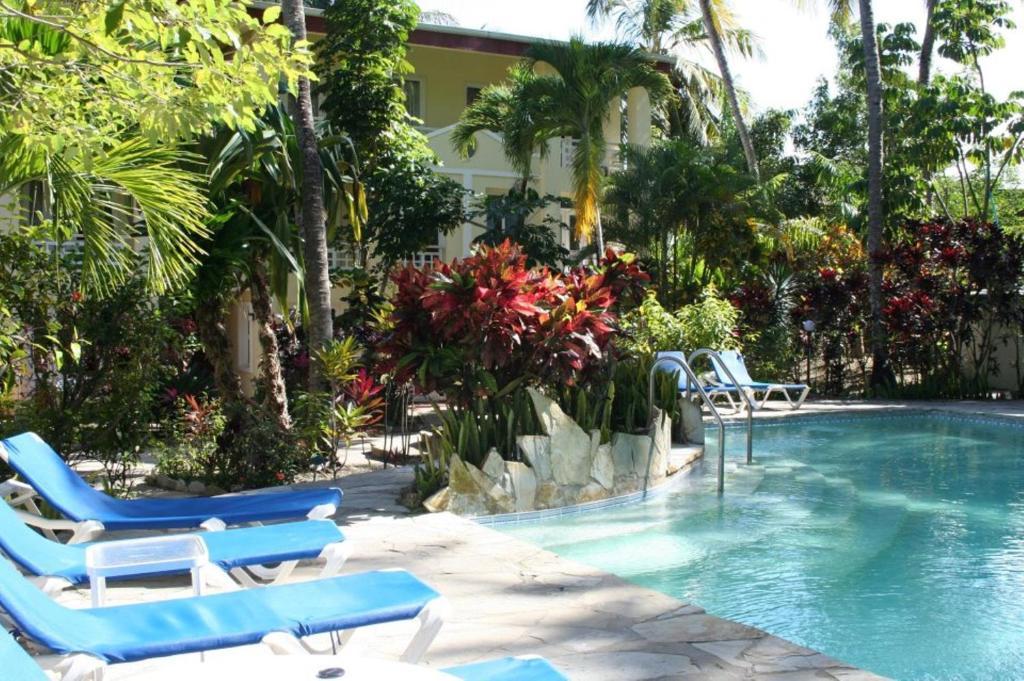 Albatros Cabarete Aparthotel Exterior photo